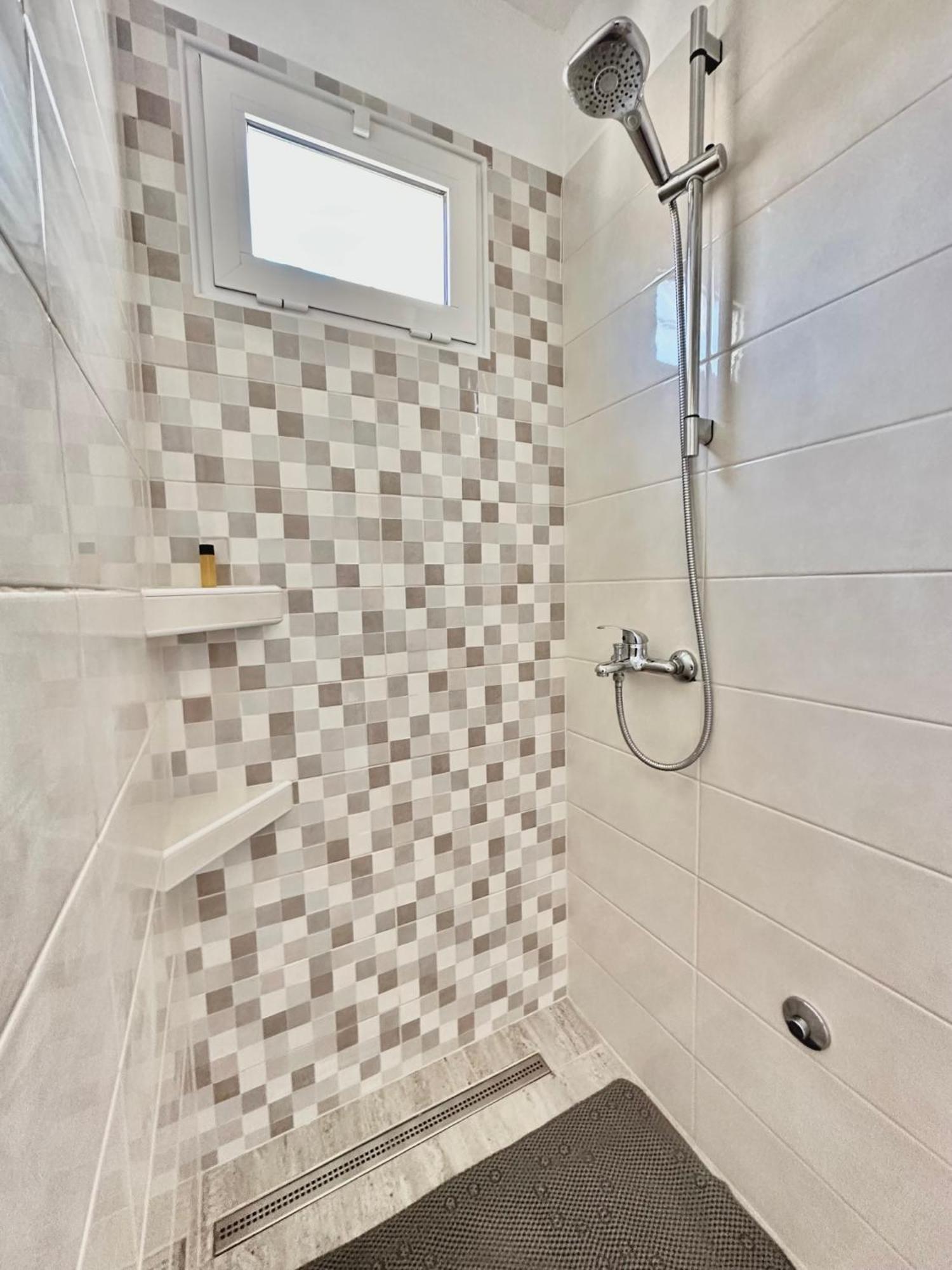 Apartments Hajl Đảo Krk Ngoại thất bức ảnh