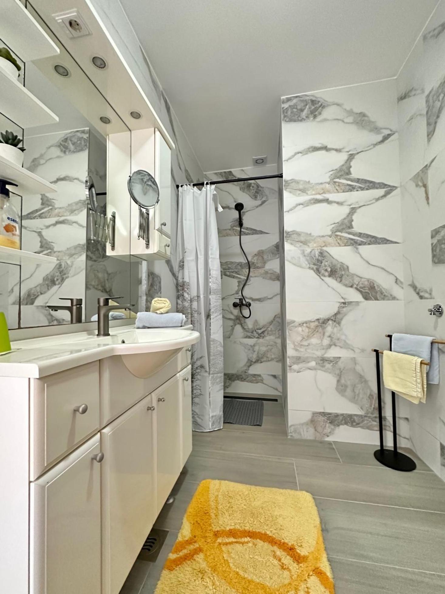 Apartments Hajl Đảo Krk Ngoại thất bức ảnh