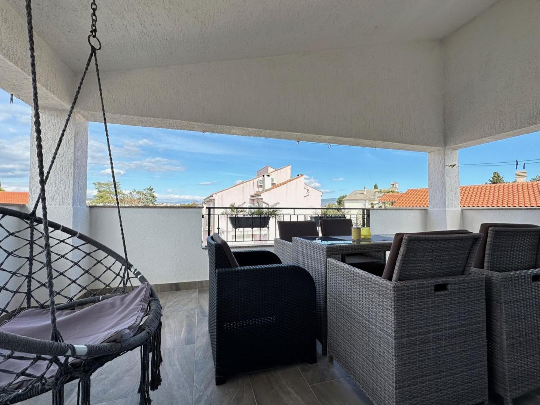 Apartments Hajl Đảo Krk Ngoại thất bức ảnh